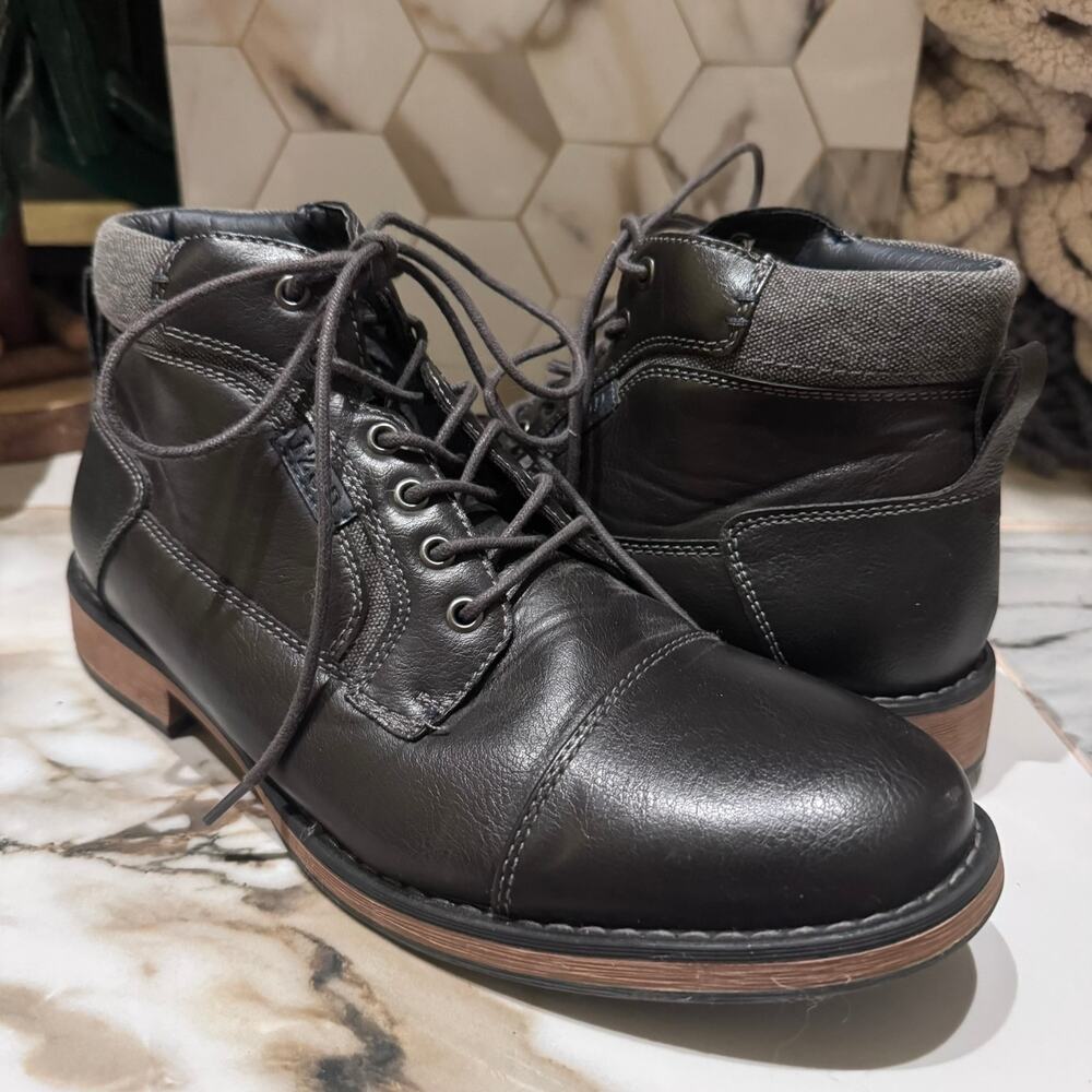 IZOD Men's Kirk Chukka Dark Gray Faux‎ Leather Lace Up Boots Size 8.5 Vegan